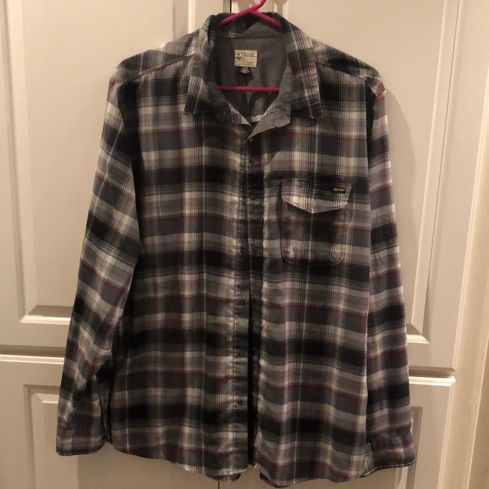 Volcom T